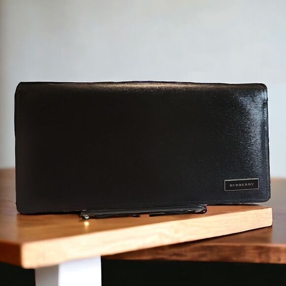 BURBERRY Black Leather Wallet In EUC with COA - Picture 3 of 13